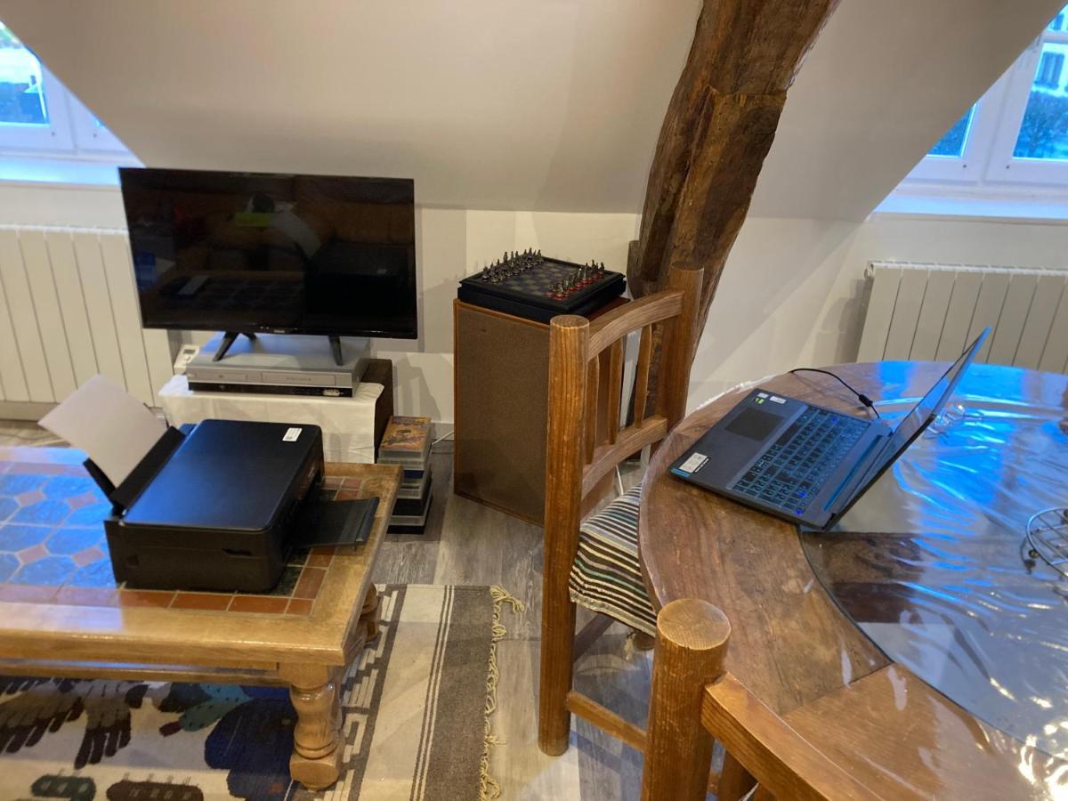 Appartement Un Sejour Royal Au Calme à Blois Extérieur photo